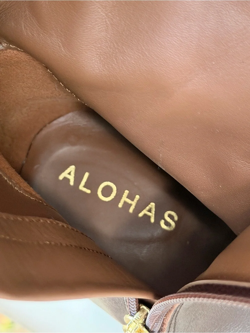 NWOT! Alohas Isobel Boots in Coffee Brown Leather